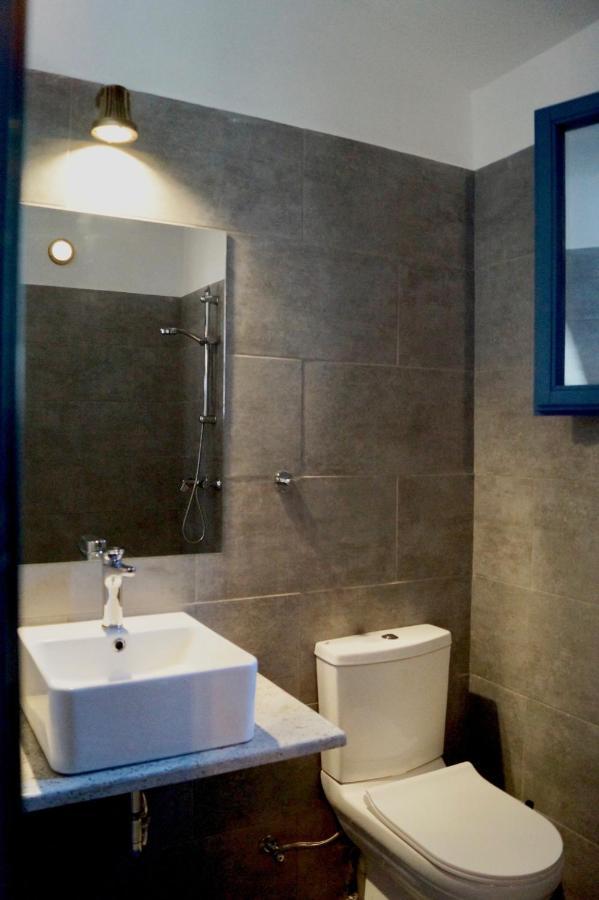 Throisma Studios With Private Pool & Parking Asos Eksteriør billede